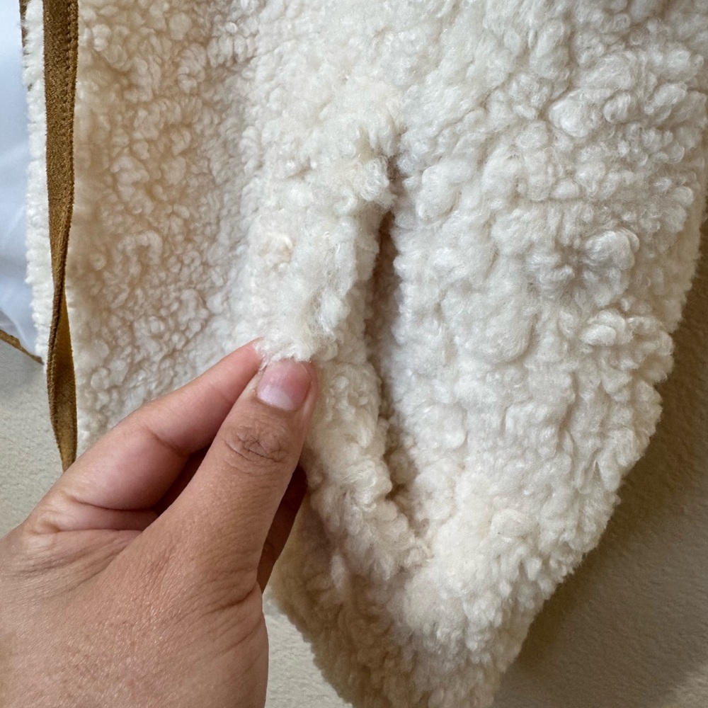 Commense Sherpa Teddy Vest – New With Tags - Picture 6 of 14